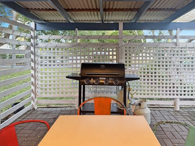 Others 4, Golden Sands Motor Inn Forster, Great Lakes