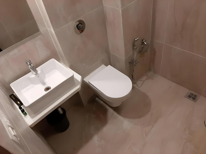 Bathroom 4, The SRTC Hotel Aspire ( Ashram Road), Ahmadabad