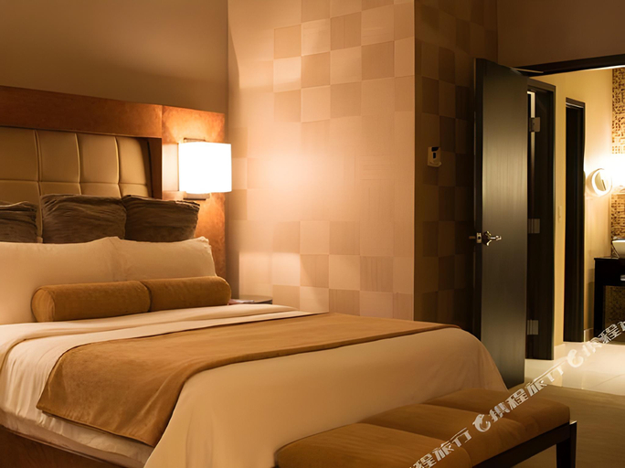 Bedroom 3, MotorCity Casino Hotel, Wayne