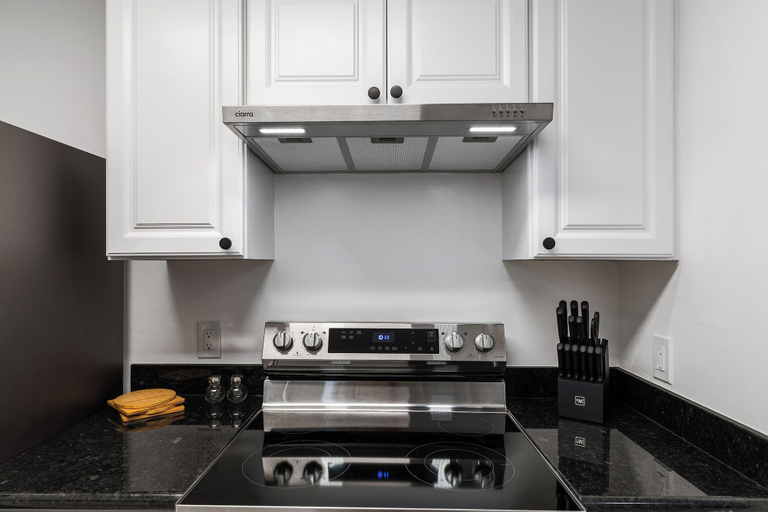 Private kitchen 2, Cozy UF Condo Near Shands UF on Archer, Alachua