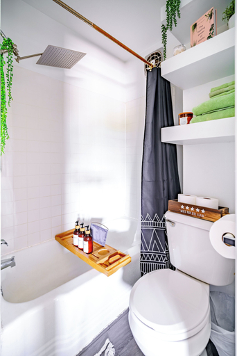 Bathroom, Jungle Casa Uno, Franklin