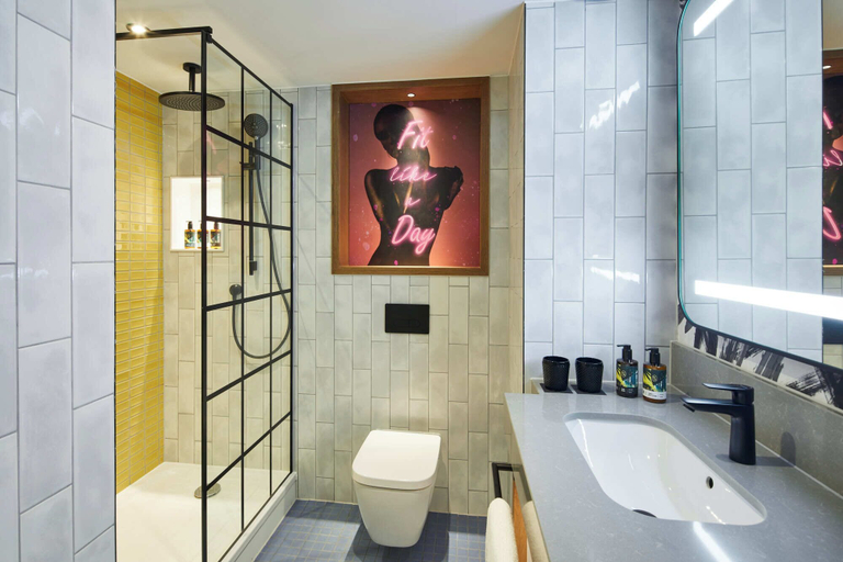 Bathroom 5, NYX Hotel Edinburgh by Leonardo Hotels, Edinburgh