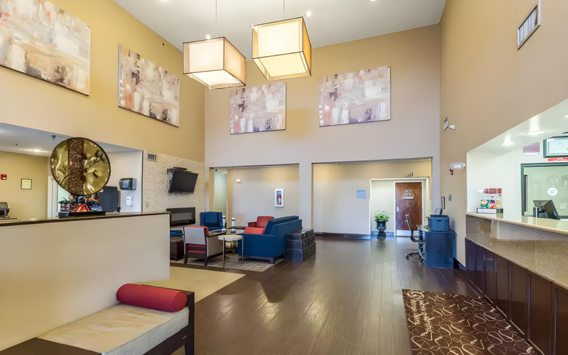 Others 5, Comfort Suites Cordova, Shelby