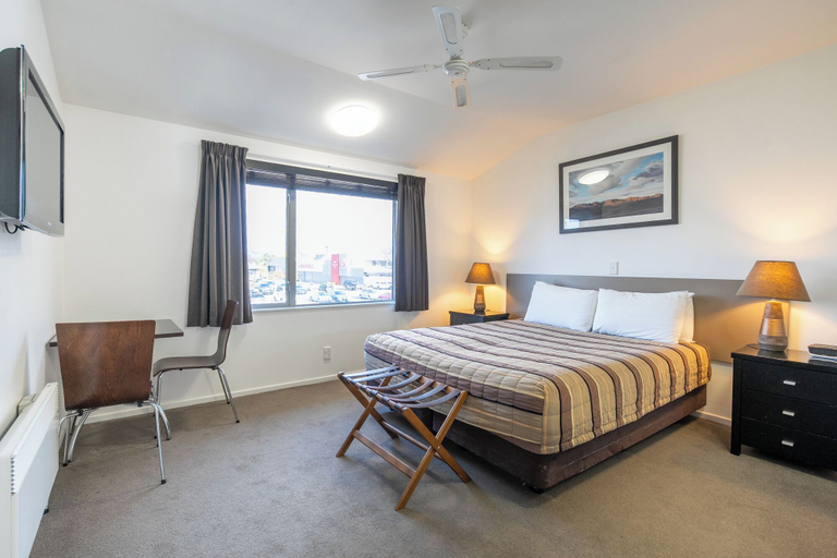 Room 5, The Halswell Accommodation, Christchurch