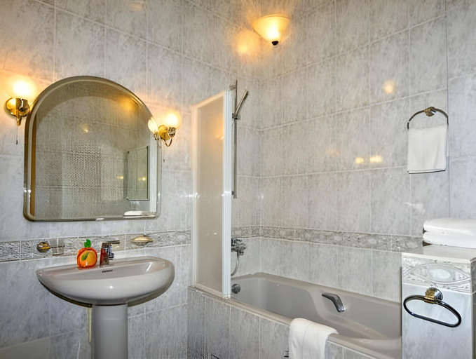 Bathroom 2, BestKievApartment, Shevchenkivs'kyi