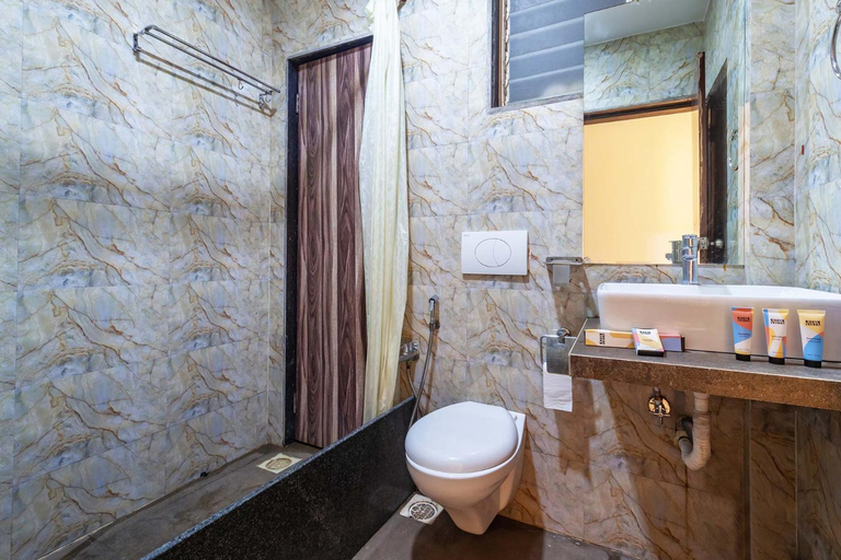 Bathroom 2, StayVista at Vine & Splash, Raigarh