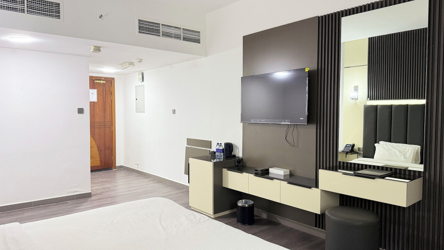 Bedroom 4, Belvilla Royal Tulip Sharjah Aparthotel, Sharjah City