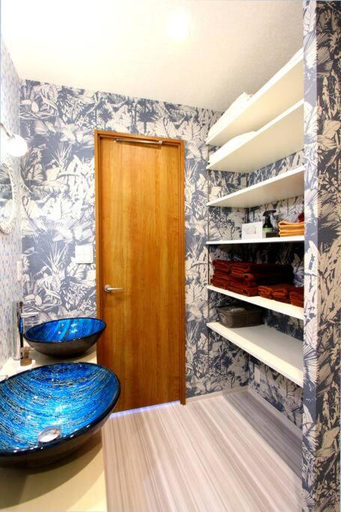 Bathroom 3, rakuna Inn 河 ~oshiage, Sumida