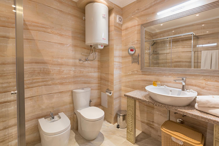 Bathroom 4, Argisht Partez Hotel, Varna