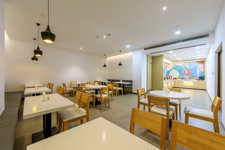 Food & Drinks 5, Hanting Hotel Shanghai Meiling North Road Metro Station, Shanghai