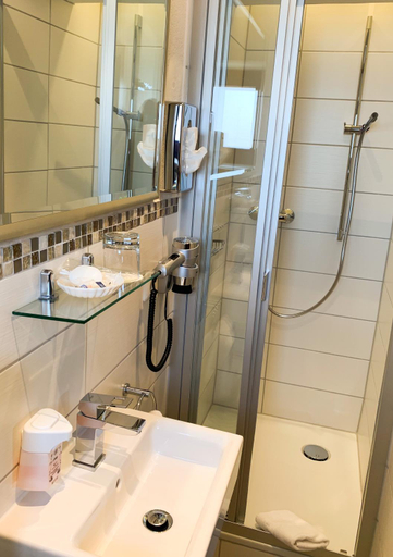 Bathroom 4, City Hotel Ost am Ko, Augsburg