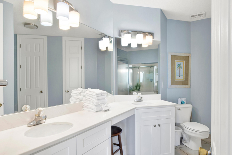 Bathroom 4, Grand Pointe 602, Baldwin