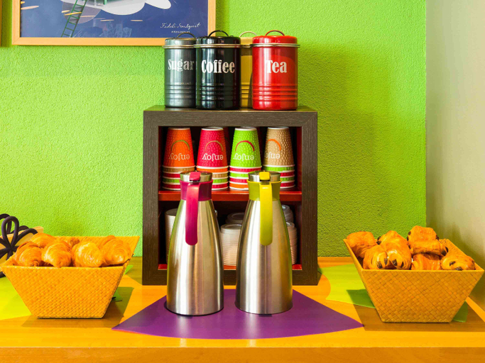 Food & Drinks 4, ibis Styles Lyon Centre - Gare Part Dieu, Rhône