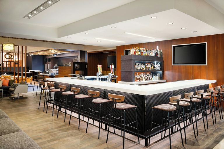 Food & Drinks 4, Courtyard by Marriott Charlotte City Center, Mecklenburg