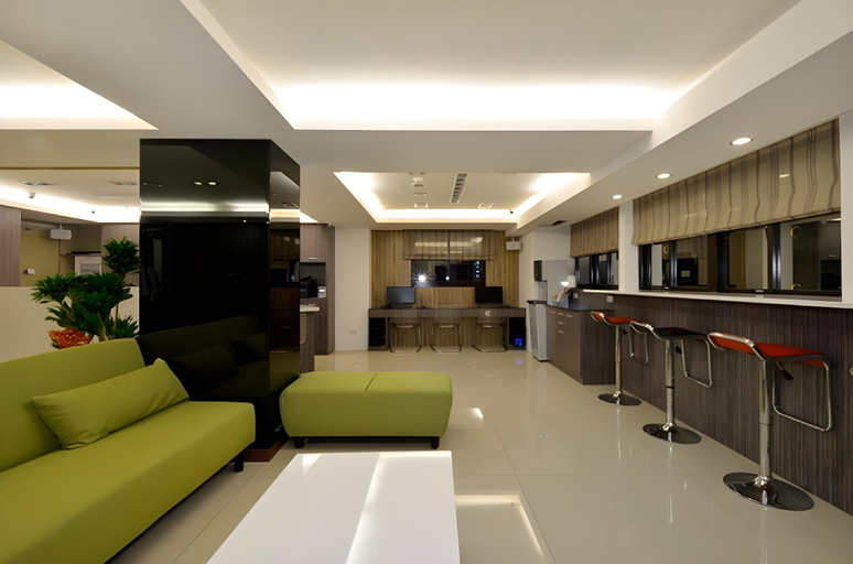 Public Area 2, Gininn NanXi, Taipei City