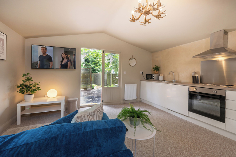 Private kitchen, The Hideaway Lower Shockerwick Lodge, Bath and North East Somerset
