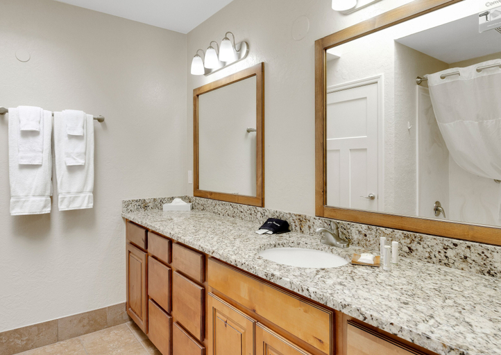 Bathroom 3, Villas at Southgate, Washington