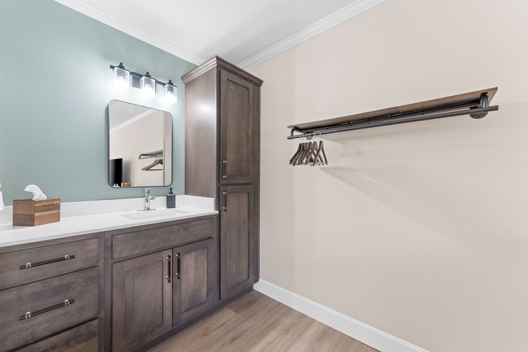 Bathroom 2, Branson Falls Lodge, Taney
