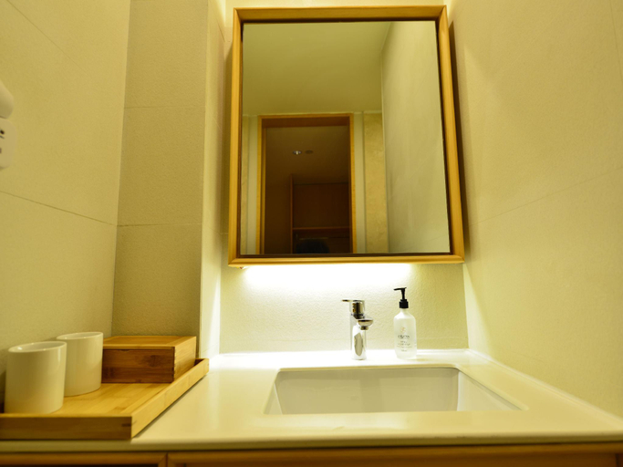 Bathroom 3, Ji Hotel Shanghai Jiading Qinghe Road, Shanghai