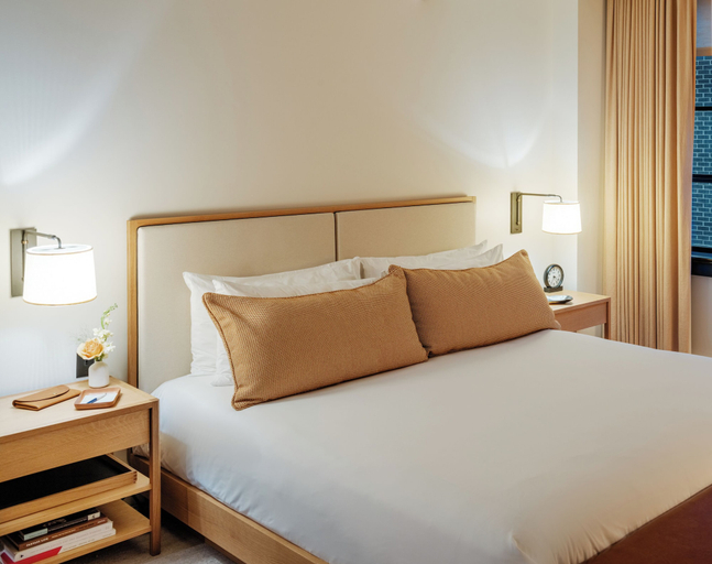 Bedroom 2, Shinola Hotel, Wayne