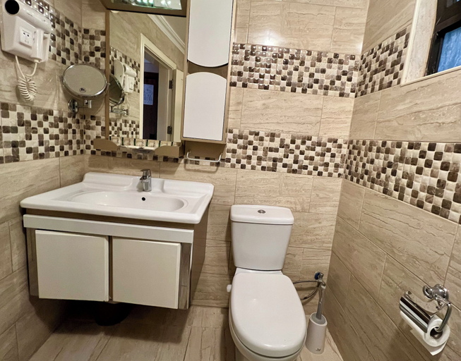 Bathroom 3, Mass Plaza Hotel, Aqaba