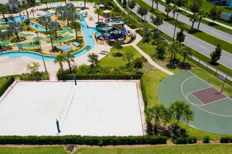 Room 5, Lake View Resort Condo w Lazy River Near Disney, Osceola