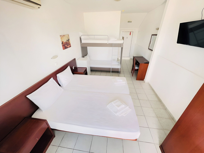 Bedroom 2, Haris Hotel, Central Macedonia