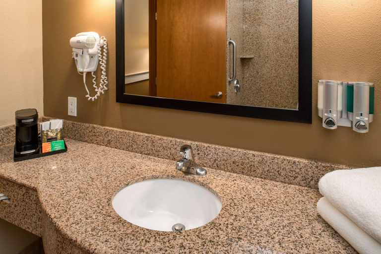 Bathroom, Surestay Plus By Best Western Kennewick Tri-Cities, Benton