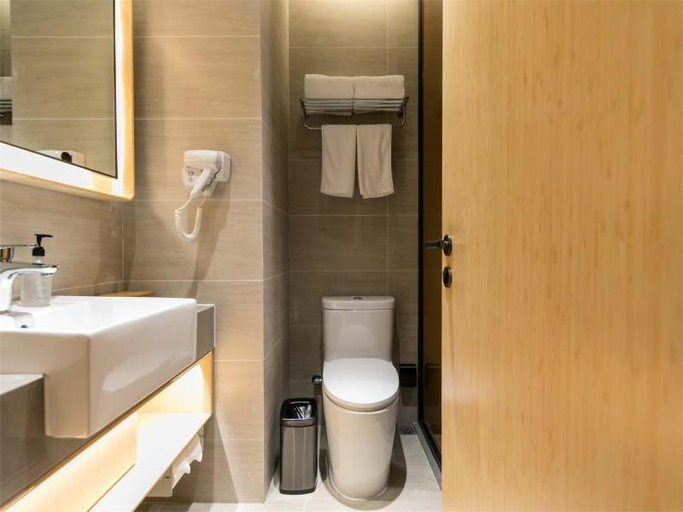 Bathroom, Ji Hotel Yuyao, Ningbo