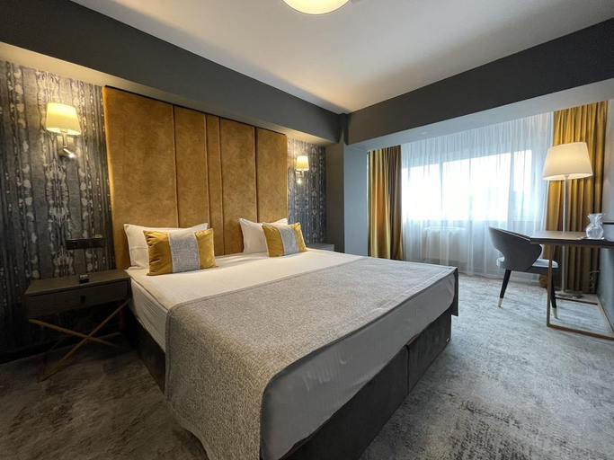 Bedroom 2, Univers (T), Cluj-napoca