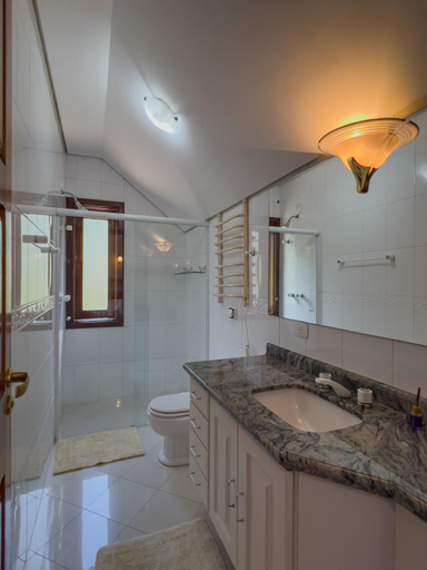 Bathroom 3, Araucaria Lodge - 800 metros do Capivari, Campo Limpo Paulista