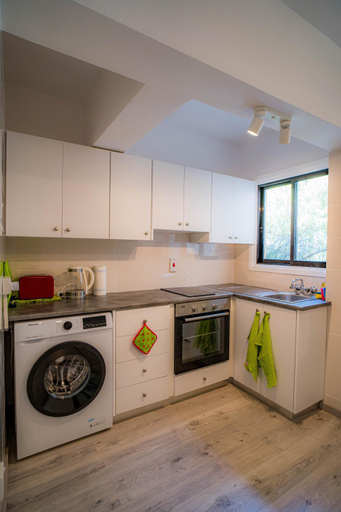 4, Cozy Apartment In Kapparis