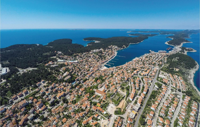 Others 5, Cozy Apartment In Mali Losinj With Wifi, Mali Lošinj