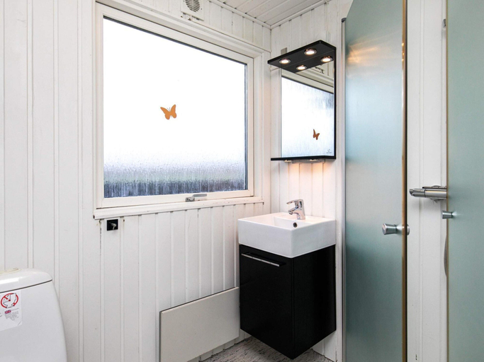 Bathroom, 4 Star Holiday Home in Vinderup, Holstebro