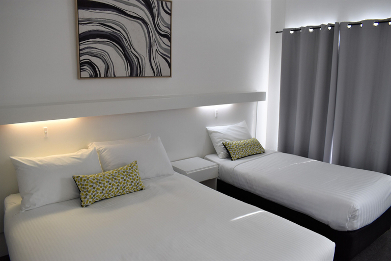Bedroom 2, Ship Motel Yarram, Wellington - Alberton