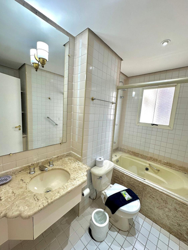 Bathroom 2, Flat Funchal JK Vila Olimpia Limpeza Diaria, São Paulo