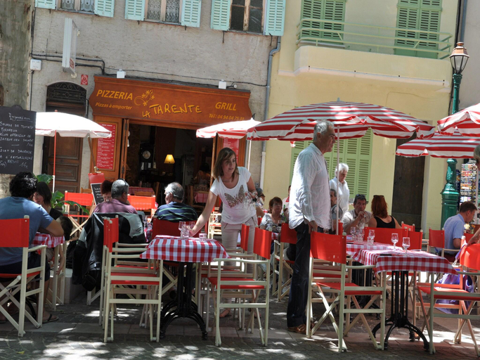 Food & Drinks 3, Holiday Home in Fayence with Private Pool, Var