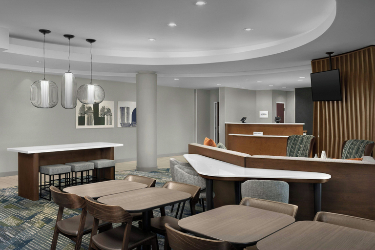 Food & Drinks 4, SpringHill Suites by Marriott Lynchburg Airport/University Area, Campbell