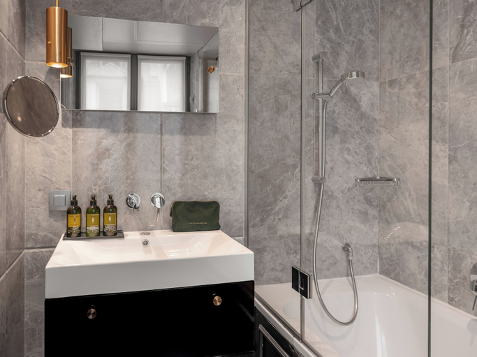 Bathroom 4, Snob Hotel, Paris