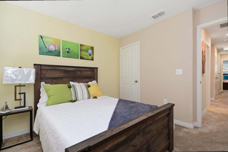 Room 3, Resort-style 4BR Home Gated Community Near Disney, Osceola