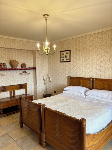 Bedroom 3, Don Pasquale, Pescara