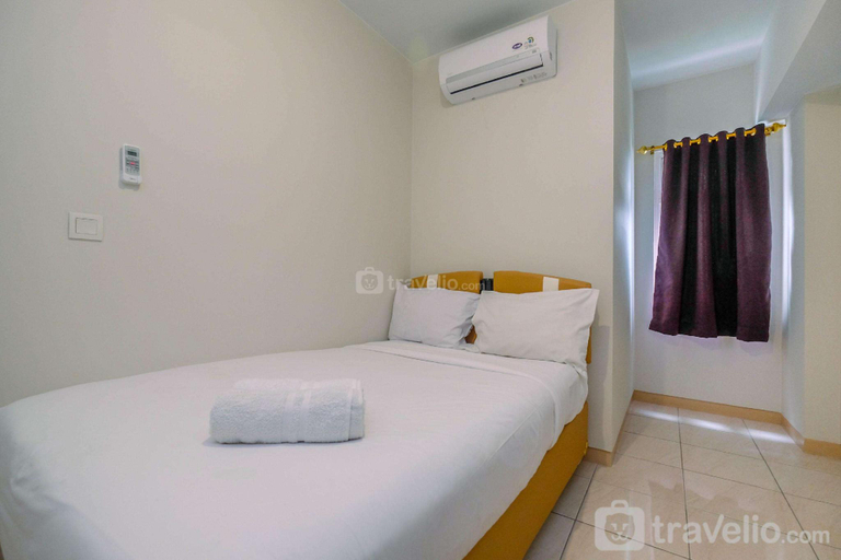 Bedroom 2, Homey 2BR Apt @ Springlake Summarecon By Travelio, Bekasi