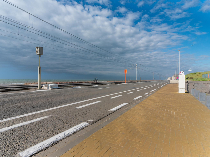 Others 4, Studio in Ostend with Stunning Sea Views, West-Vlaanderen