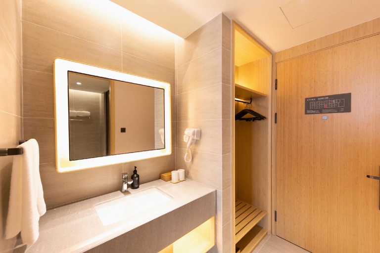 Bathroom 3, Ji Hotel Hefei Changjiang Dong Road, Hefei