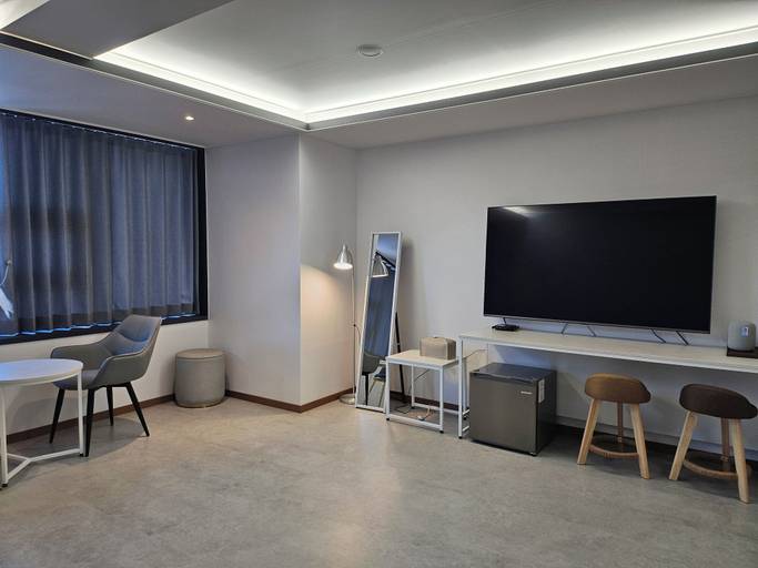 Others 4, Mokpo White Windmill Guesthouse, Muan