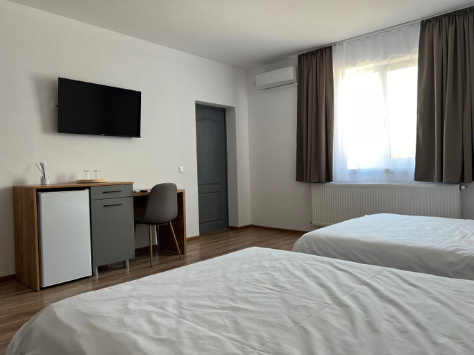 Bedroom 2, Salin Home, Ocna Mures