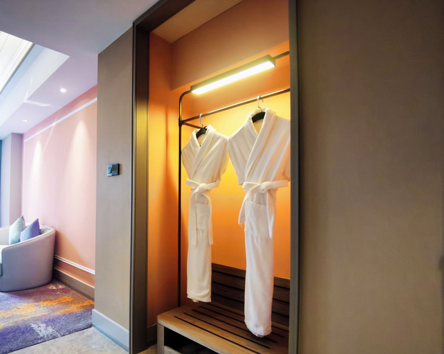 Bedroom 2, Mercure Beijing Downtown, Beijing