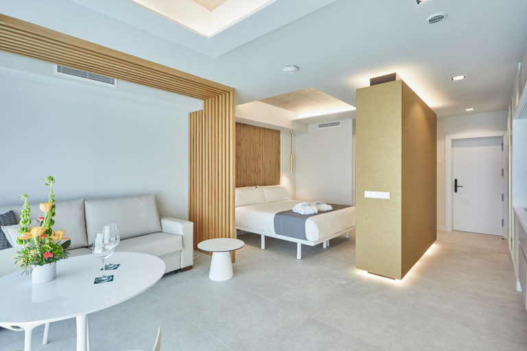 Room 5, Silken Atlantis Suite – Holiday Homes, Las Palmas