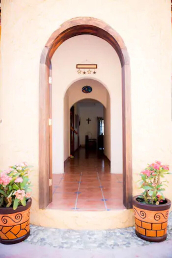 Interior entrance, Casa Xcaanda, Dist. Pochutla