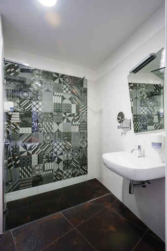 Bathroom 5, President Hotel Palermo, Palermo